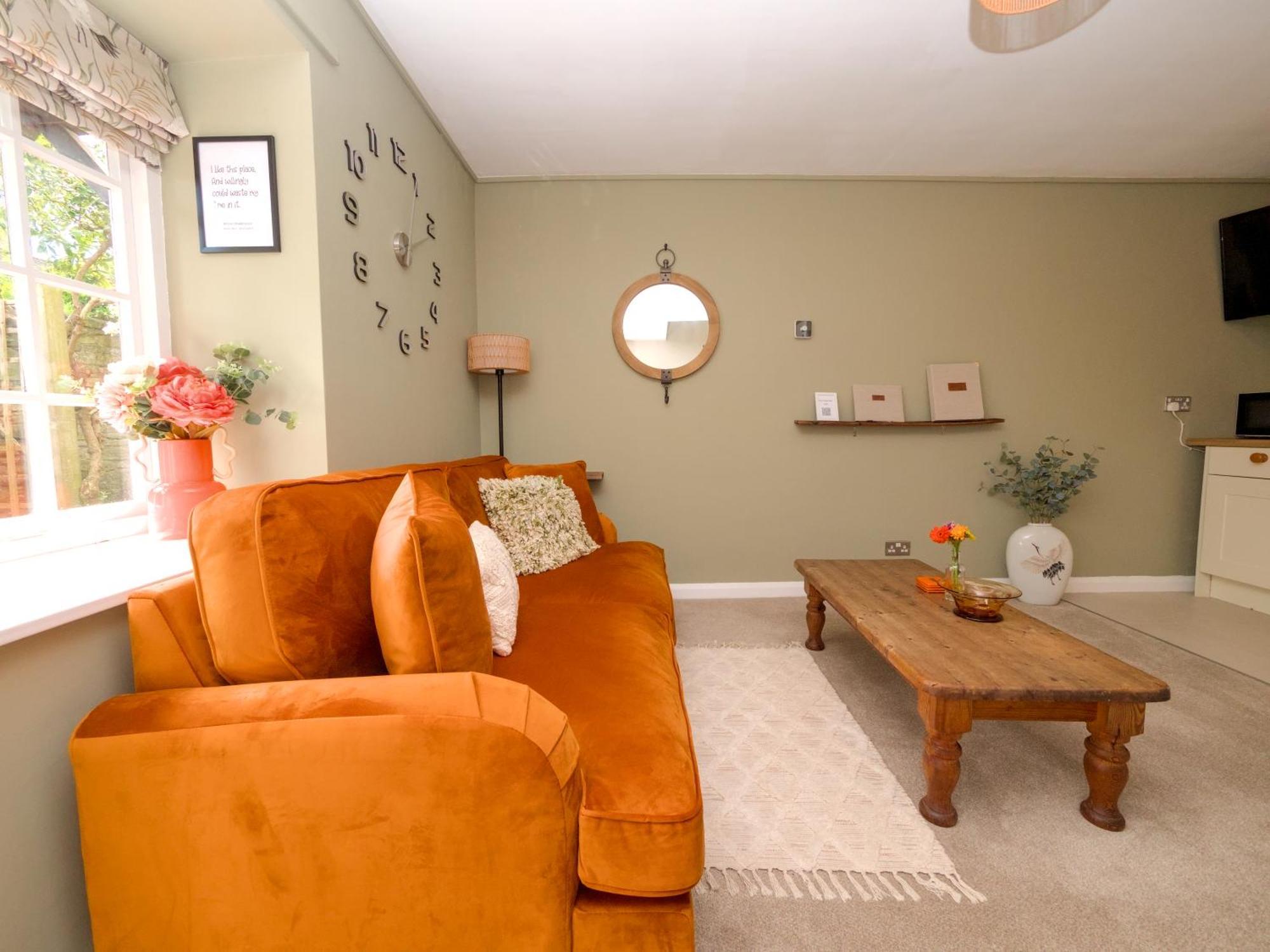 The Lilley Pad In Cosy, Central, Perfect For Couples, Netflix & Parking Permit * Ludlow